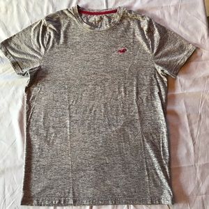 🔑 Hollister Crew Neck Shirt